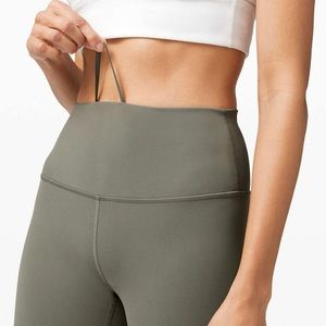 Lululemon Wunder Train Short 4”